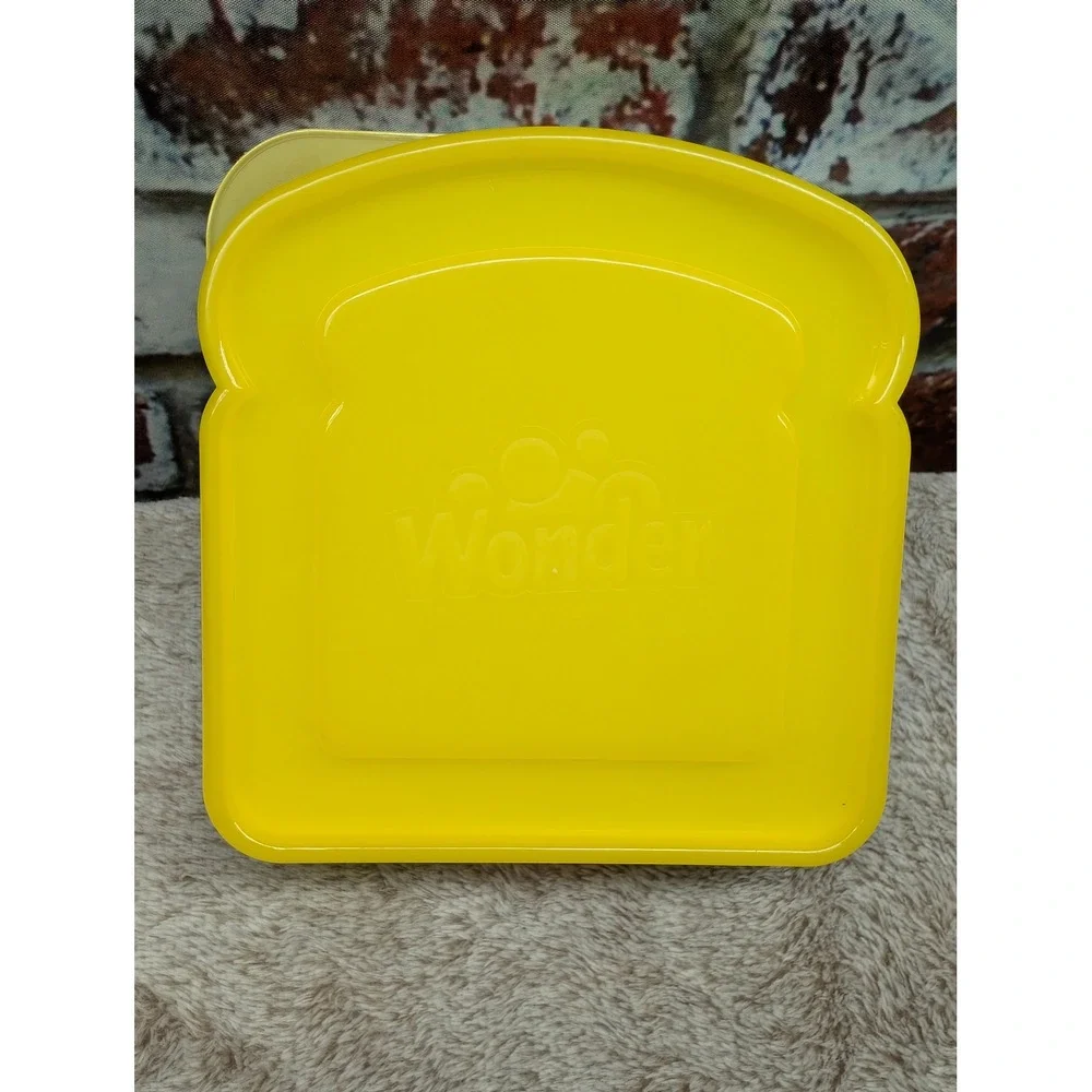 Wonder Bread Sandwich Storage Container 2010 Polka Dot Yellow White Plastic Case